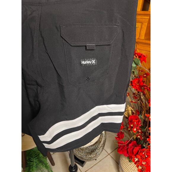 Hurley Men’s Black Phantom Eco Block Party 18" Board shorts Sports Size 30 - Picture 11 of 12